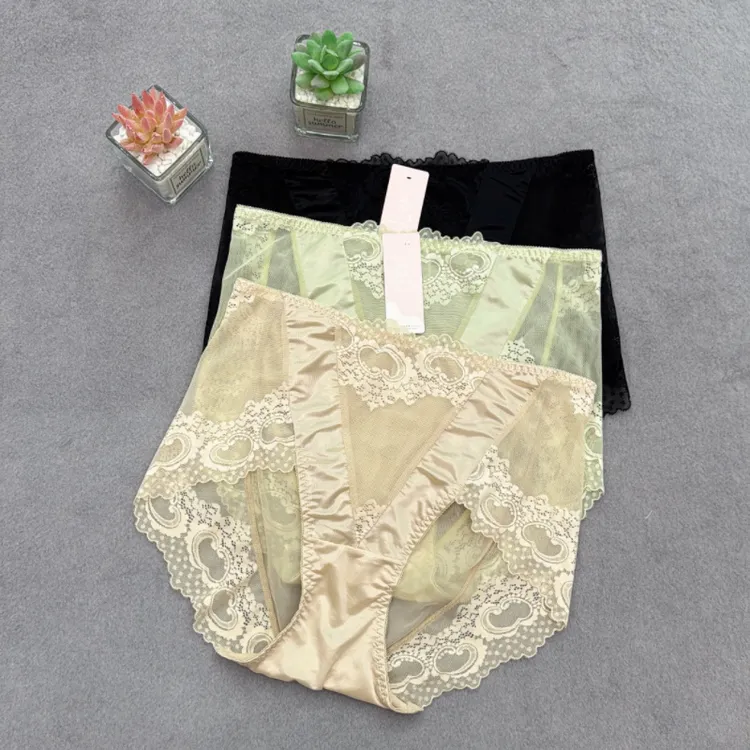 8595 (均码118-145斤）高腰轻薄性感提花透气包臀女士蕾丝内裤