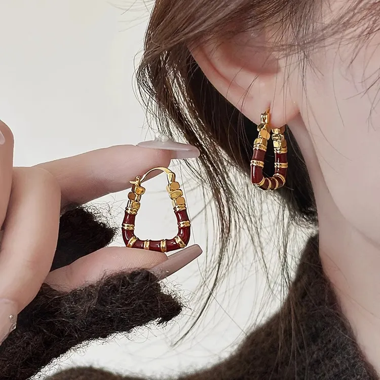 铜合金耳饰 安可拉红色几何滴釉耳环女款设计感轻奢气质新年耳钉 