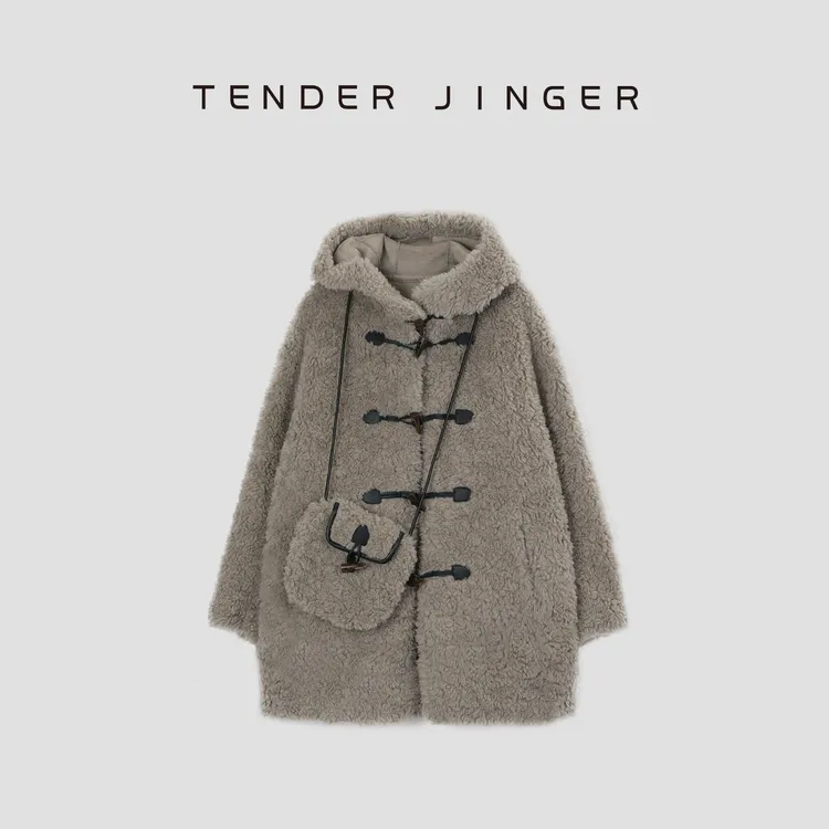 Tender Jinger 【黑标】连帽羊毛绒牛角扣一手长外套T44PXP79855
