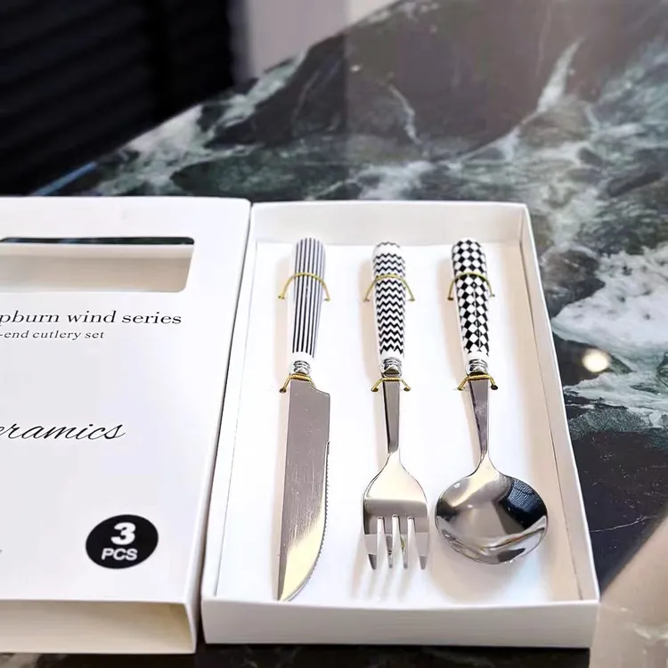 【外贸欧货】欧洲商超尾货赫本风餐具礼盒陶瓷手柄高颜值餐具勺子