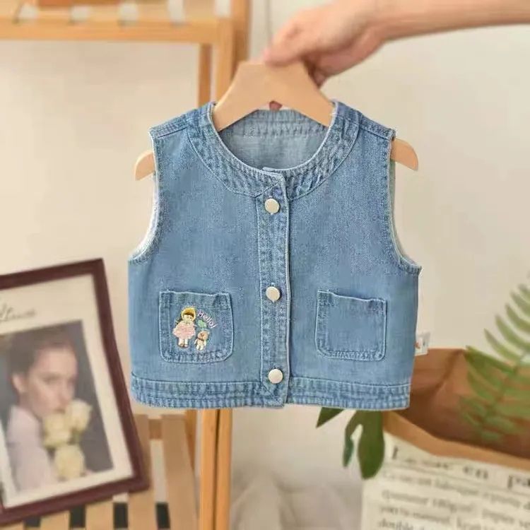 女童牛仔马甲2024新款春秋儿童洋气背心宝宝外穿坎肩婴儿保暖秋装