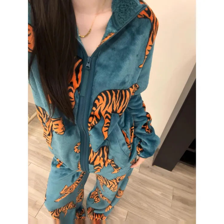 【老虎印花】韩版珊瑚绒睡衣女冬季新款加厚保暖舒适休闲家居服套装