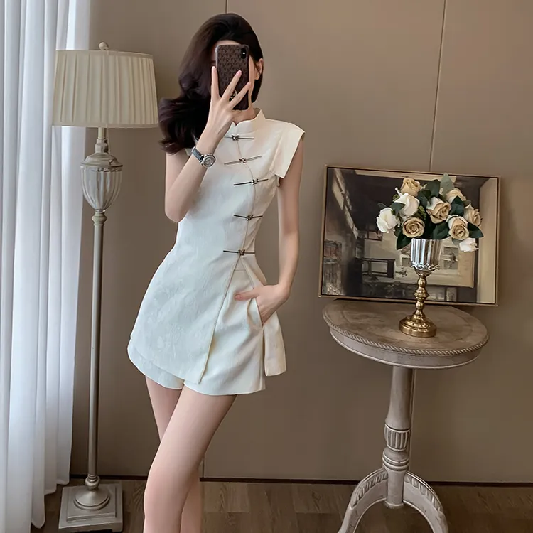 夏季减龄洋气时尚新中式套装国风女夏款小个子御姐炸街短裤两件套