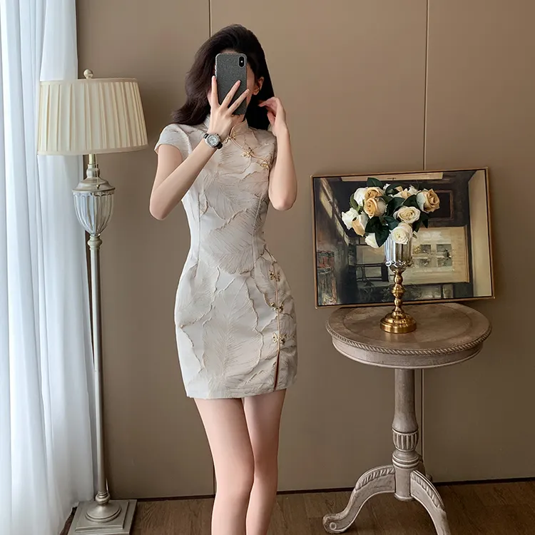 夏季气质改良修身裙女小众设计小个子收腰新中式国风连衣裙高级感