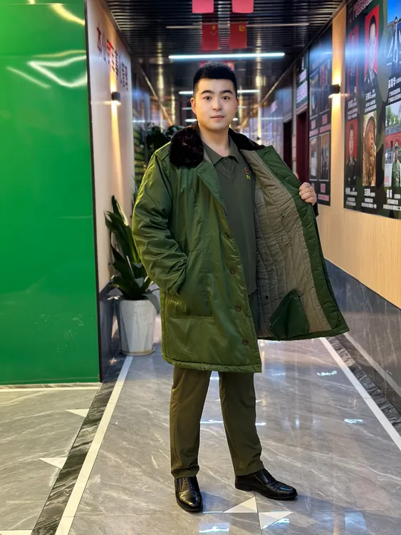 冬季加厚升级短款棉大衣男女同款绿色中长款老式棉大衣