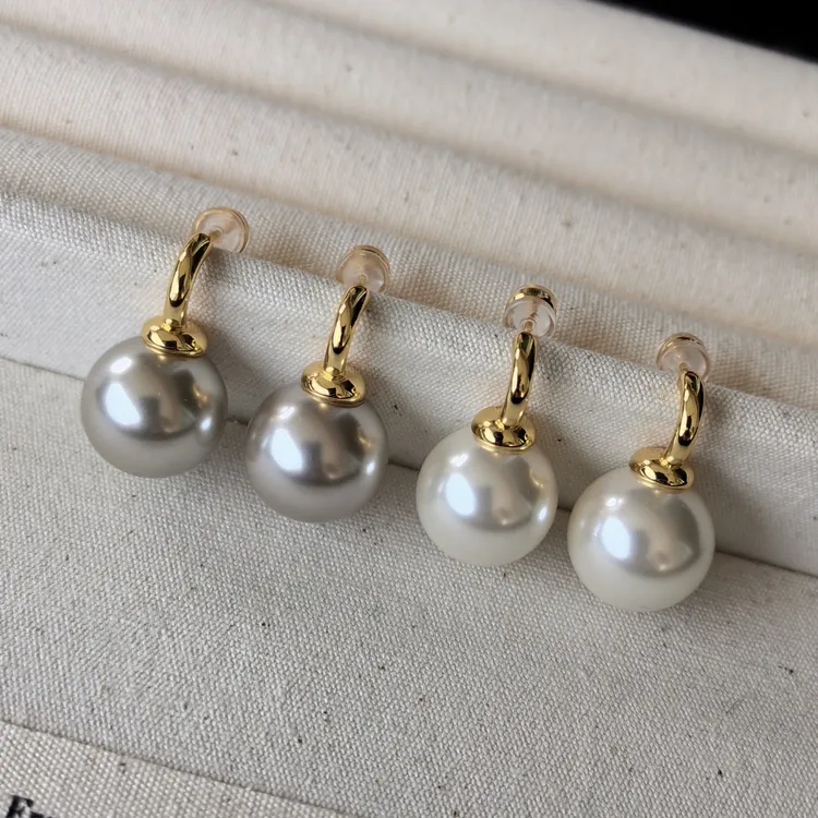 铜合金仿珍珠耳饰 法式灰色正圆珠珠耳环女C形气质时尚百搭耳饰