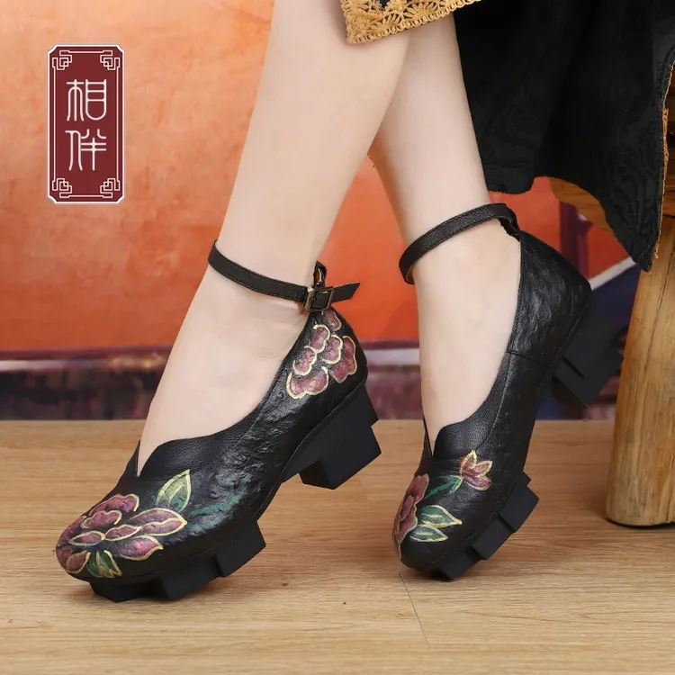 相伴【洛阳牡丹】宫廷风软底春夏百搭民族风女鞋浅口复古单鞋52395