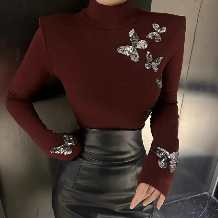 法式新款时尚修身显瘦轻奢风蝴蝶活力感黑色显气质高领小衫