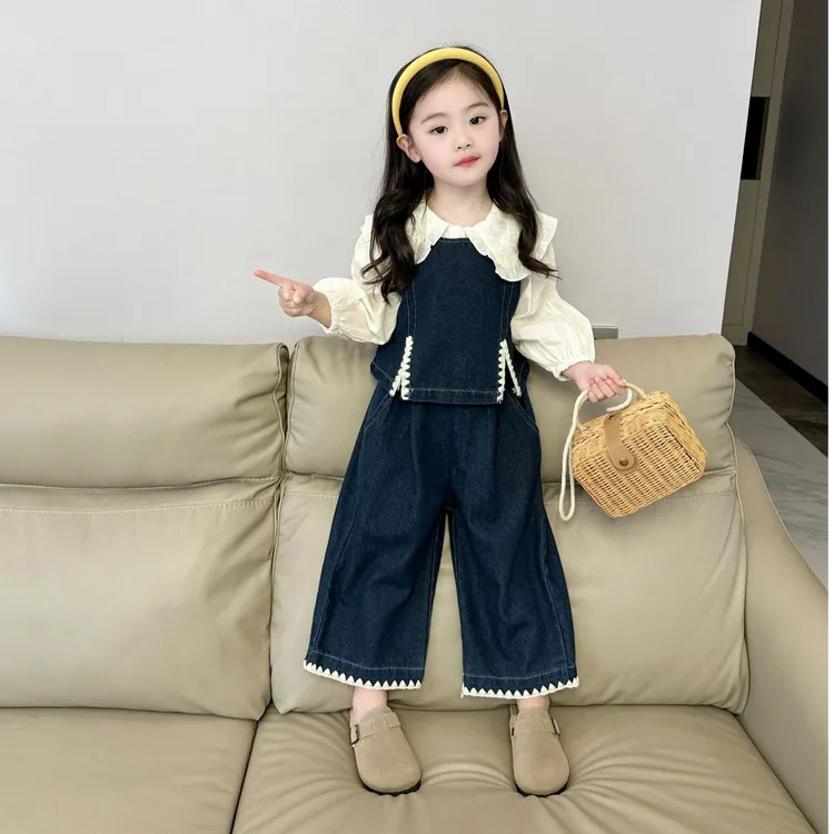 2024秋季新款女童时髦套装儿童中大童翻领衬衫牛仔马甲长裤三件套