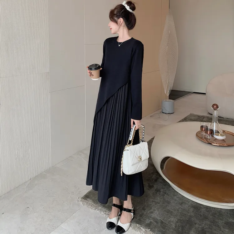 秋冬新款/设计感假两件百褶裙长袖内搭针织黑色连衣裙