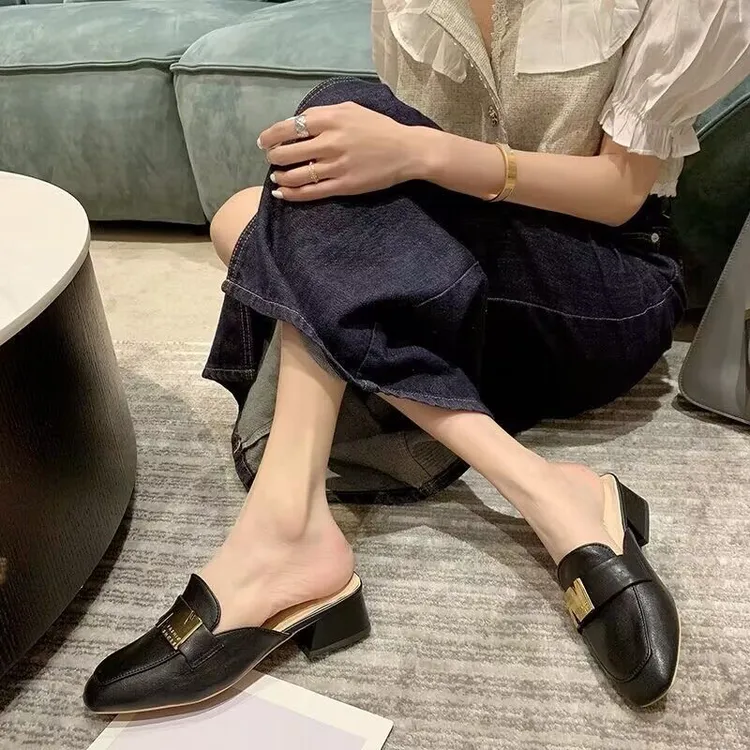网红春夏季软底懒人拖鞋粗跟中跟时尚2024新款女士鞋百搭半托凉鞋