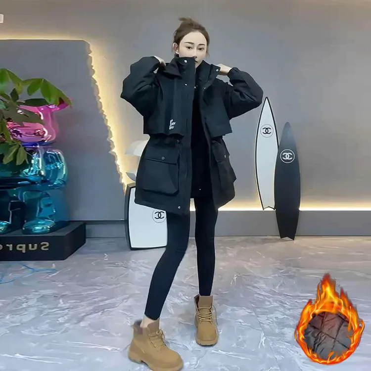 初冬外套女2025新款欧货休闲连帽冲锋衣收腰显瘦中长款夹棉派克服