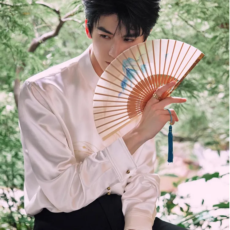 张凌赫同款新中式立领长袖衬衫男女款飞鹤刺绣衬衣复古国风男上衣