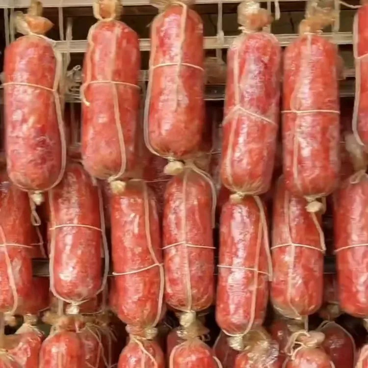 （春润生态园）正宗黑猪肉制作青岛老火腿老辈子工艺土炉果木熏烤