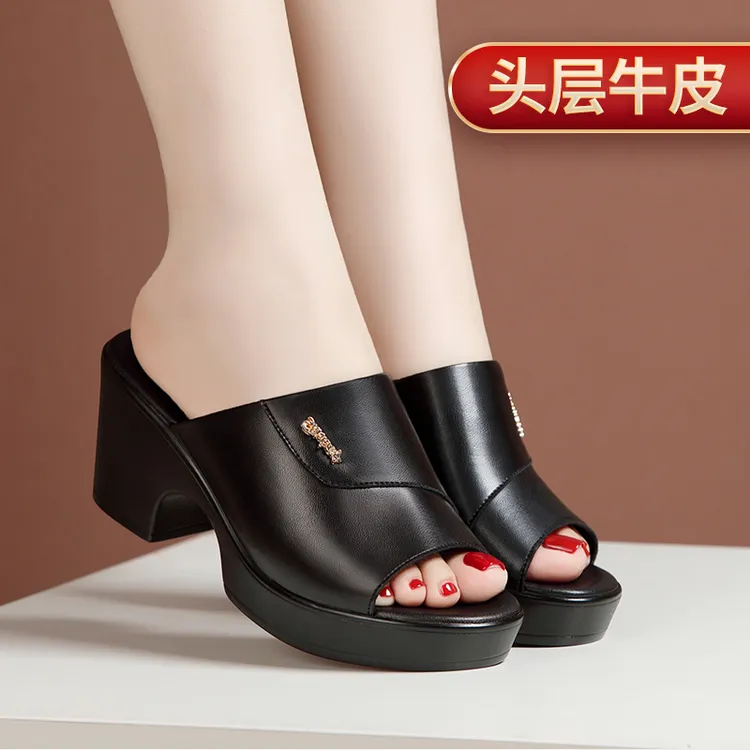 真皮黑色百搭一字拖夏季新款粗跟中跟厚底防水台外穿妈妈凉拖鞋女
