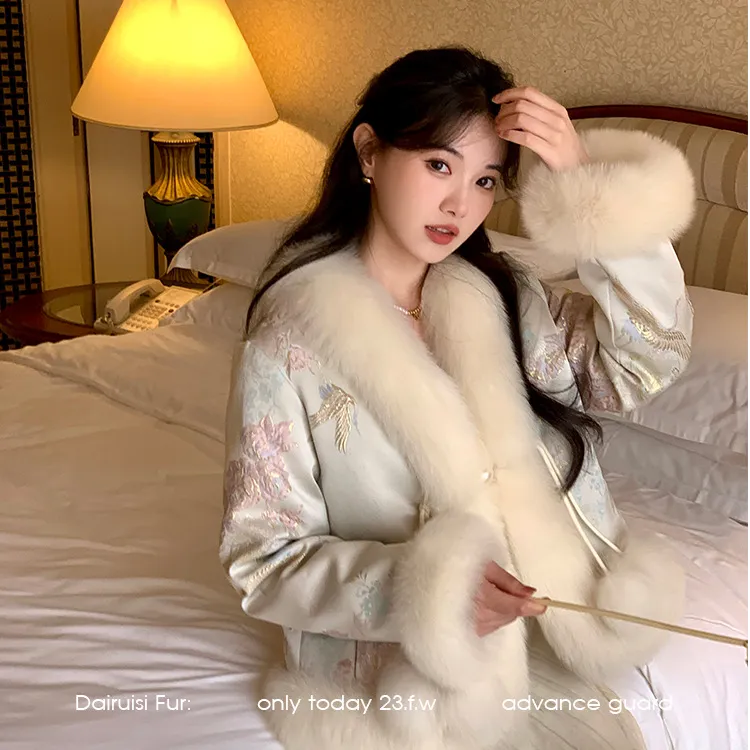 新中式盘扣棉服女唐装刺绣棉衣仿狐狸毛2025秋冬新款国风毛毛外套