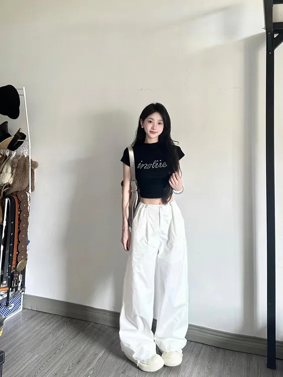 复古黑色甜辣印花露脐短袖T恤女夏季纯欲性感小个子紧身短款上衣