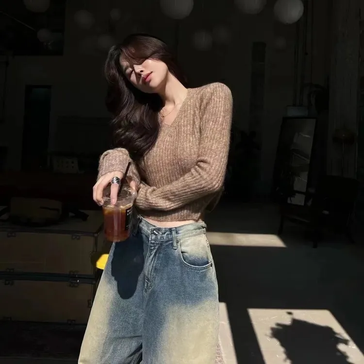 美式复古v领毛衣女秋冬2024新款内搭修身开叉显瘦针织打底衫上衣