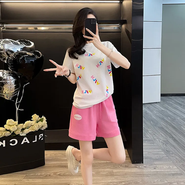 网红爆款套装女时尚减龄白色字母圆领上衣粉色短裤女装两件套
