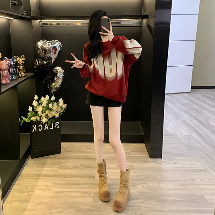 网红炸街爆款宽松显瘦气质百搭上衣女时尚设计感红色字母卫衣潮