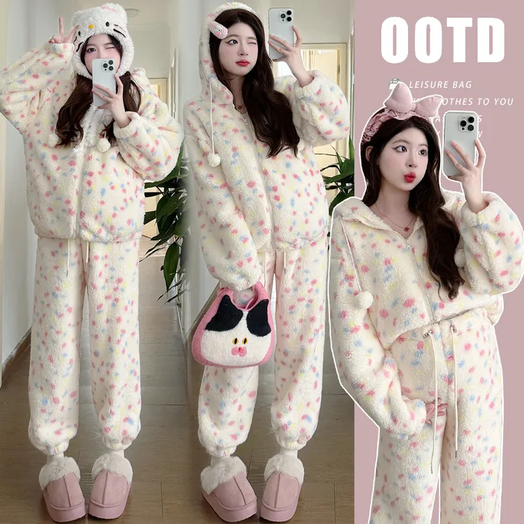孕妇秋冬时尚韩版家居服睡衣彩虹波点印花保暖宽松珊瑚绒连帽套装