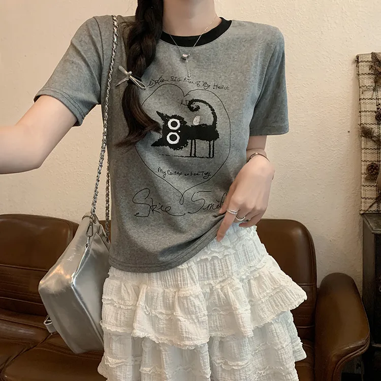 新款夏季小众时尚减龄短款正肩撞色领韩版女装百搭圆领短袖t恤