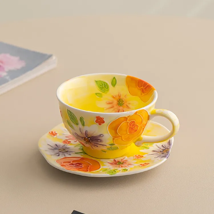 手绘黄玫瑰咖啡杯碟高档轻奢套装送礼陶瓷马克杯早餐杯釉下彩