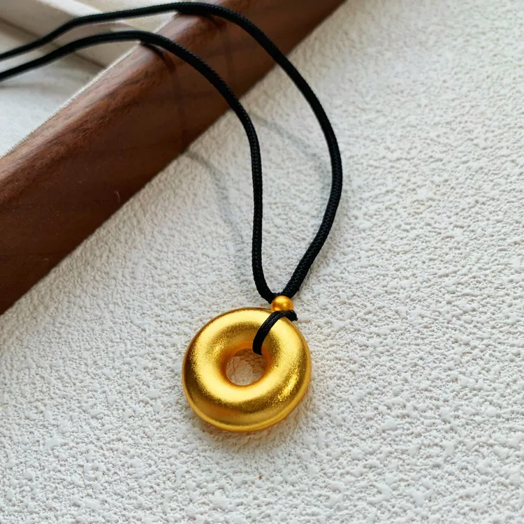 米梵缇 铜布艺项链 新中式平安扣吊坠几何圆环颈链女