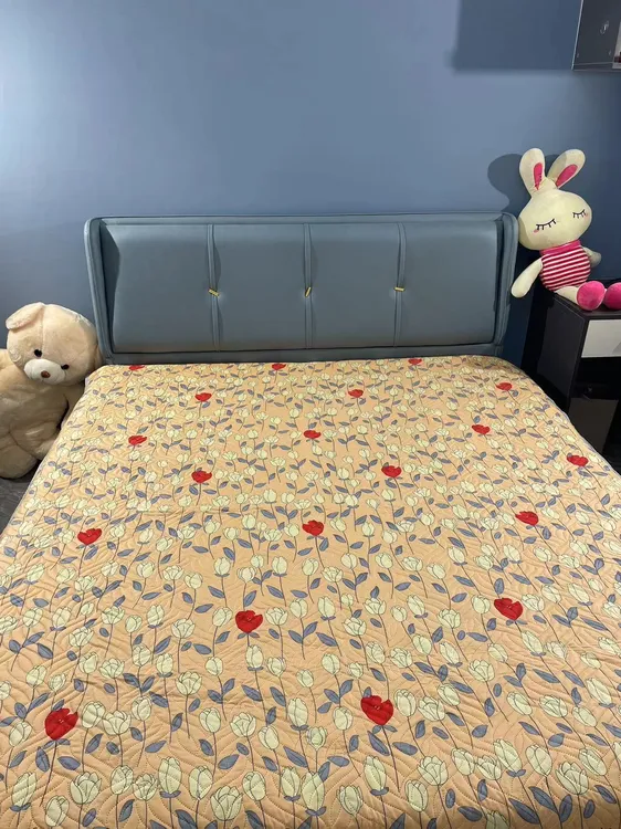 双面花型可铺可盖四季通用亲肤多功能大床盖可机洗可水洗三层夹棉