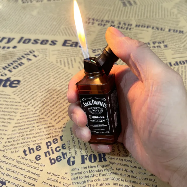 网红款稀奇古怪创意便携酒瓶打火机迷你小众设计高颜值点烟器点火