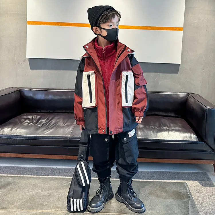 男童春装外套2025新款韩版儿童冲锋衣三合一春秋男孩中大童洋气潮