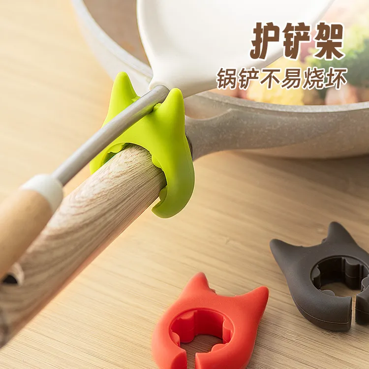 小恶魔护铲架家用免打孔厨房炒菜菜铲创意一体式防烫出锅铲置物架