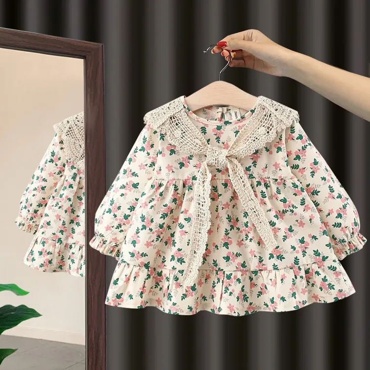 女宝宝连衣裙女童2026新款洋气韩版1岁3婴儿秋装女童碎花公主裙子
