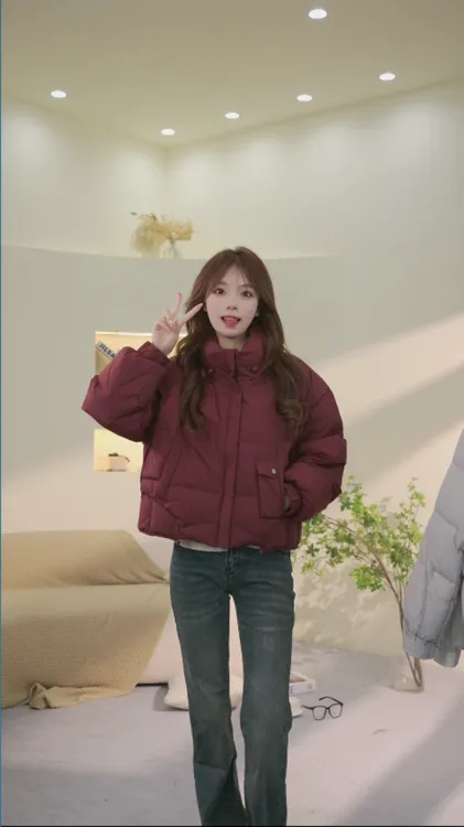 2025设计师新款羽绒服女短款宽松时尚休闲加厚保暖外套冬季韩版