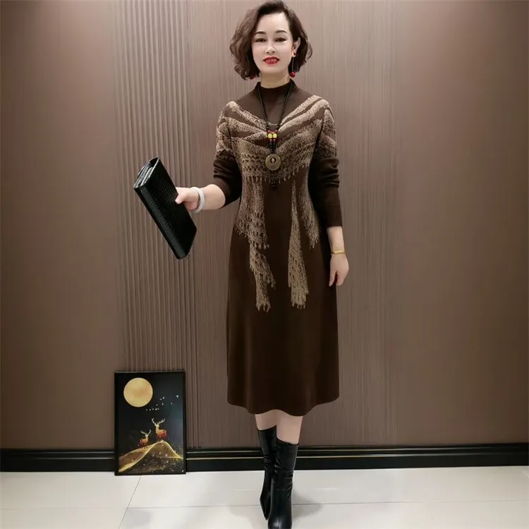 中年妈妈过膝针织连衣裙宽松大码高端轻奢长款过膝打底毛衣裙