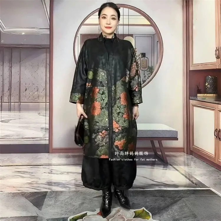阔太太春秋长款国风阔版大衣外套宽松中老年妈妈装200斤过膝风衣