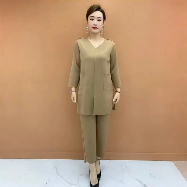 时尚洋气减龄年轻妈妈中长上衣休闲减龄纯色小脚裤200斤两件套装