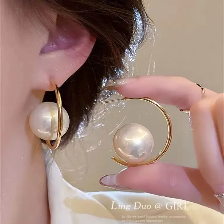合金仿珍珠耳饰 莱茵河畔~大珠珠耳钉潮耳环设计感高级感耳饰110