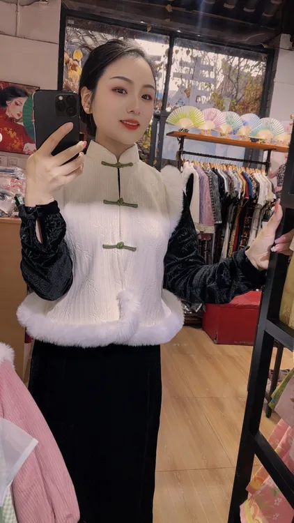 新中式改良旗袍米白色加绒马甲套装优雅修身冬季日常旗袍