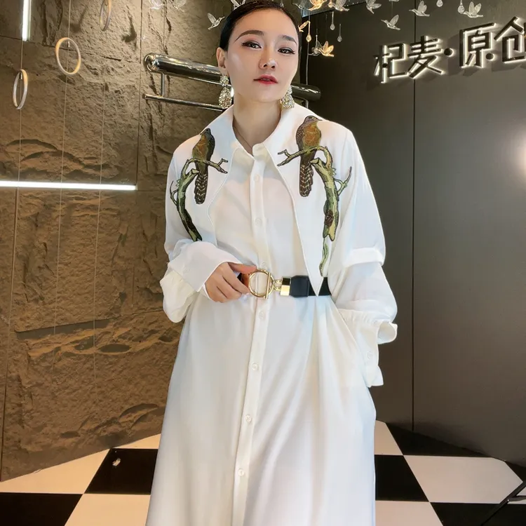 麦子设计师原创连衣裙中长款白色衬衫裙宽松时尚百搭气质刺绣轻奢