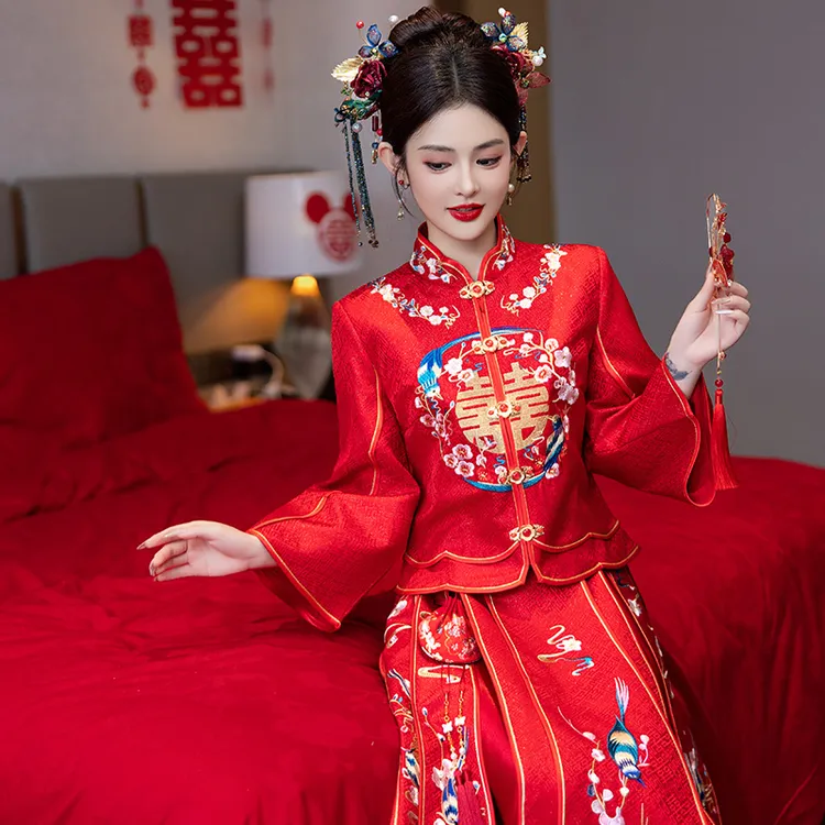 秀禾服新娘新款结婚新中式礼服婚服敬酒订婚服装复古婚礼奢华大气