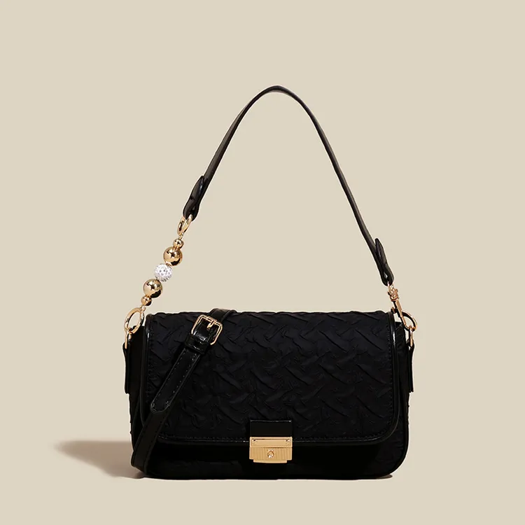 包包女斜挎小包2023新款潮in高级感小众今年流行秋冬单肩腋下包