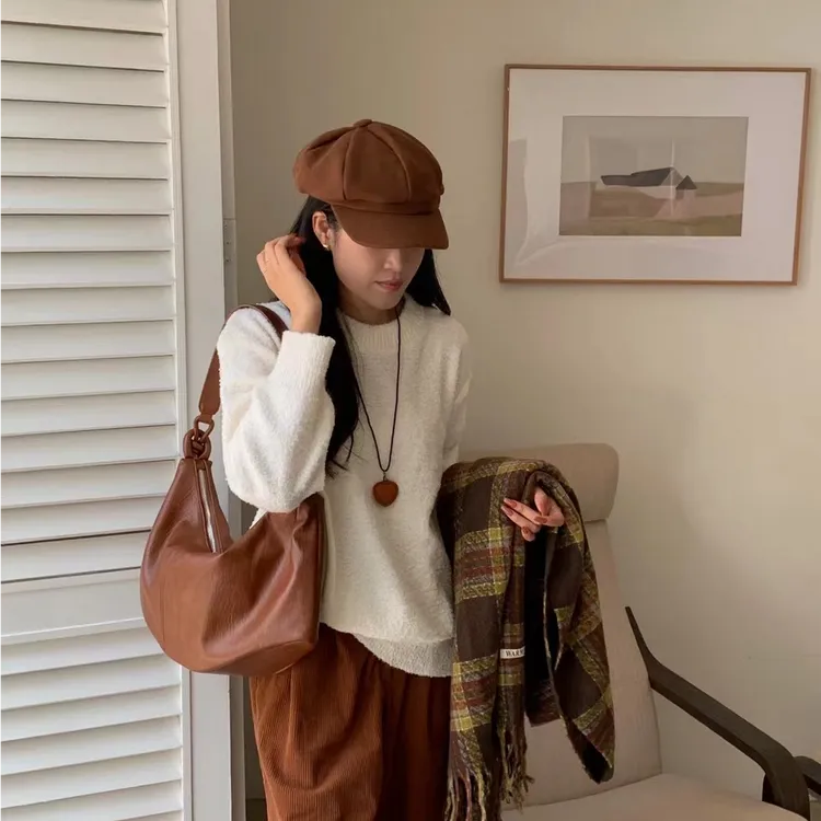 七七 韩版软皮慵懒风单肩包女2024秋冬款纯色极简早八通勤腋下包 