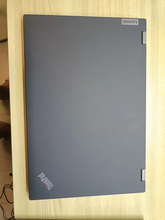 95新 ThinkPad P15 图形工作站