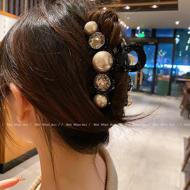 高级时尚仿珍珠大号抓夹发夹女气质后脑勺盘发鲨鱼夹网红新款头饰