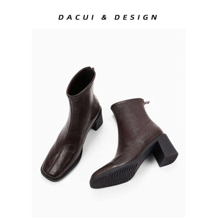 胖mm方跟短靴加宽加肥靴子2025秋冬款弹力瘦瘦靴软皮不累脚粗跟靴