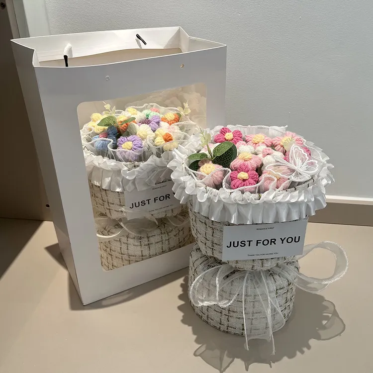 小香风手工编织向日葵草莓毛线花束生日礼物情人节女闺蜜结婚礼物