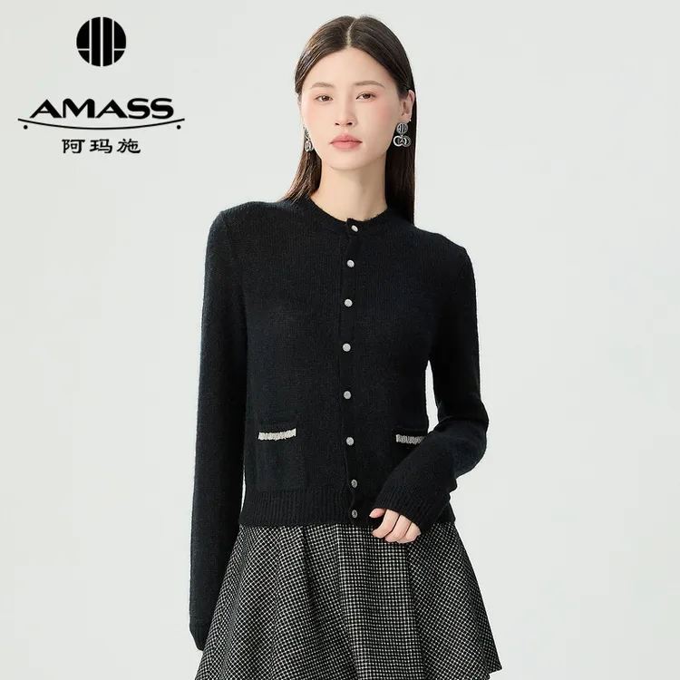 阿玛施AMASS新款时尚百搭温柔气质毛绒质感圆领针织开衫女5499272