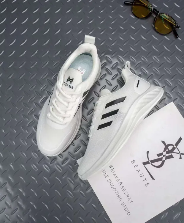 品牌特价断码断色处理夏季慢跑运动鞋超软超轻健身透气