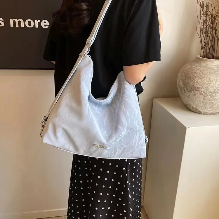 休闲百搭大容量单肩包女网红流行时尚简约通勤包包文艺托特包